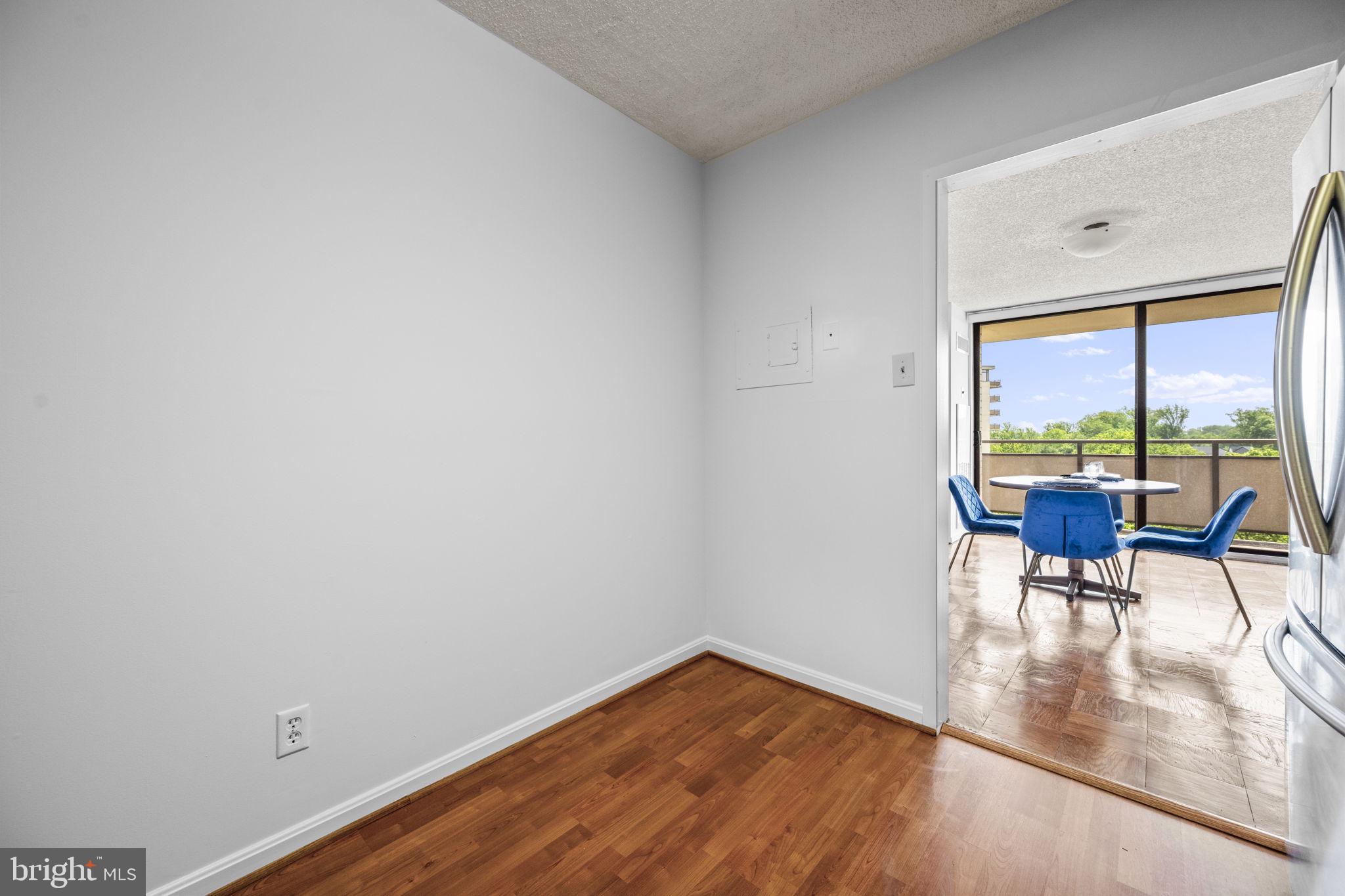 5225 POOKS HILL ROAD 1409N