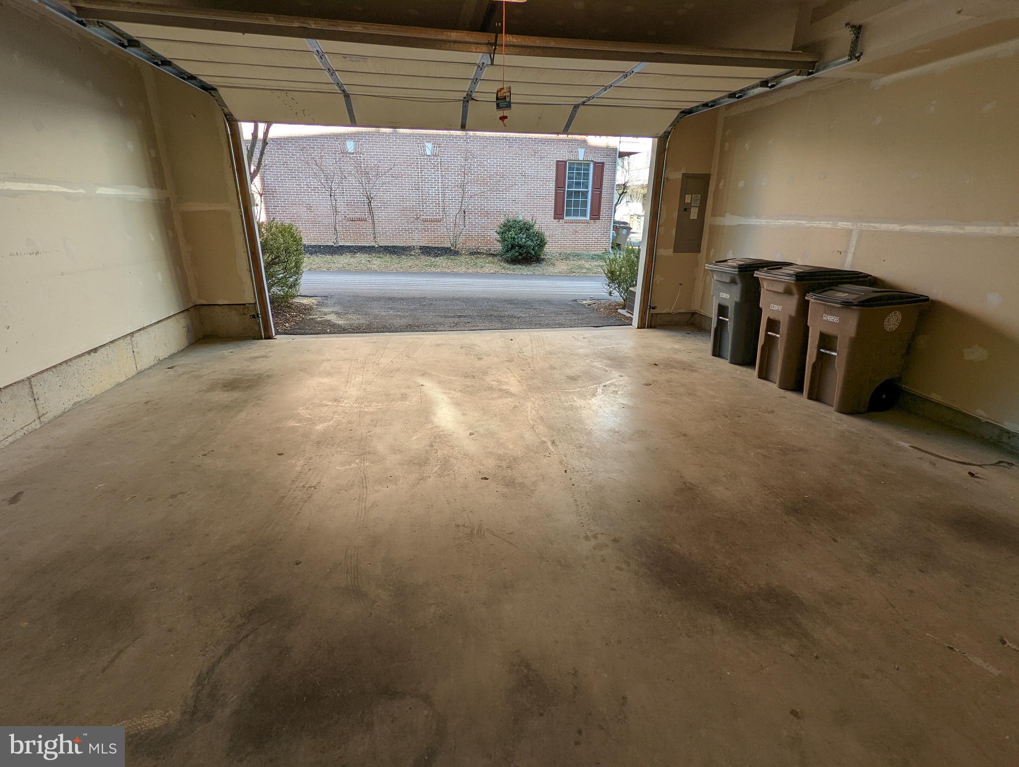 1638 PICCARD DRIVE