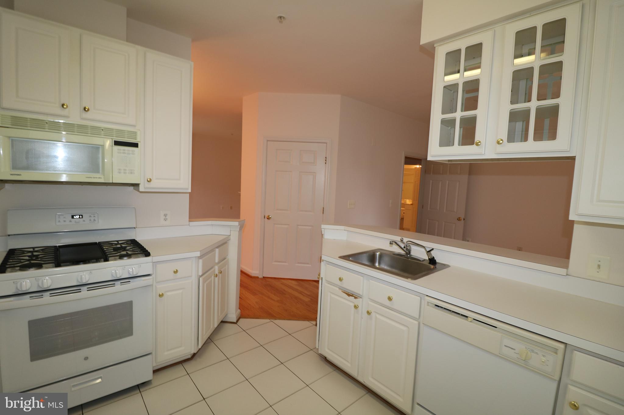 333 ELMCROFT BOULEVARD 5-103
