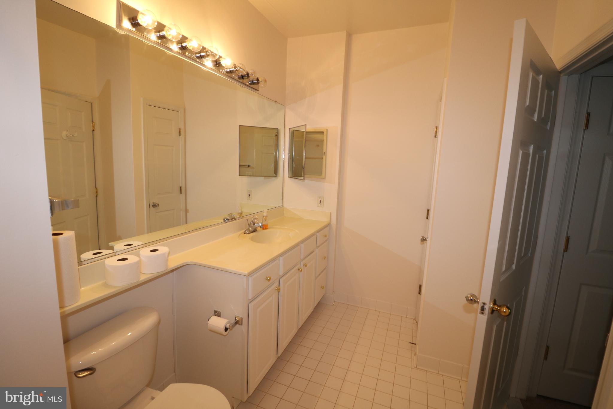 333 ELMCROFT BOULEVARD 5-103