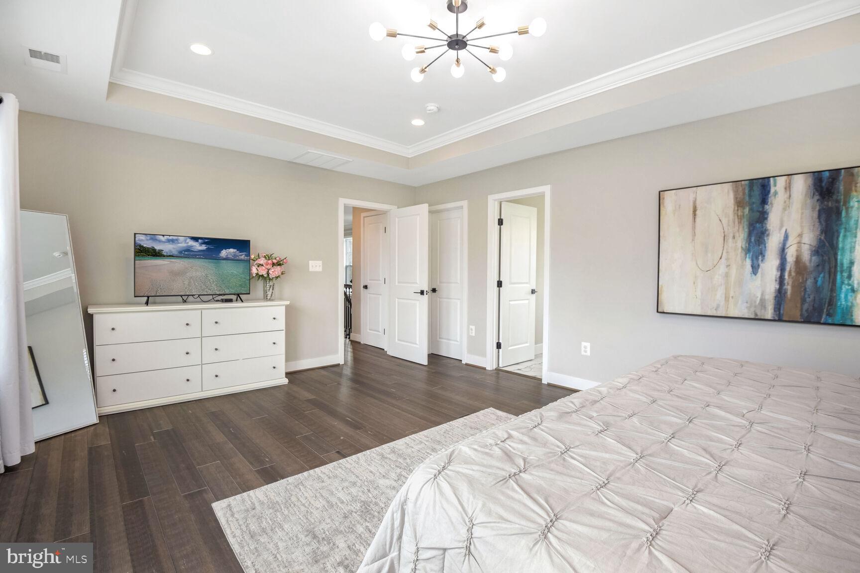 11115 HILLSDALE DRIVE