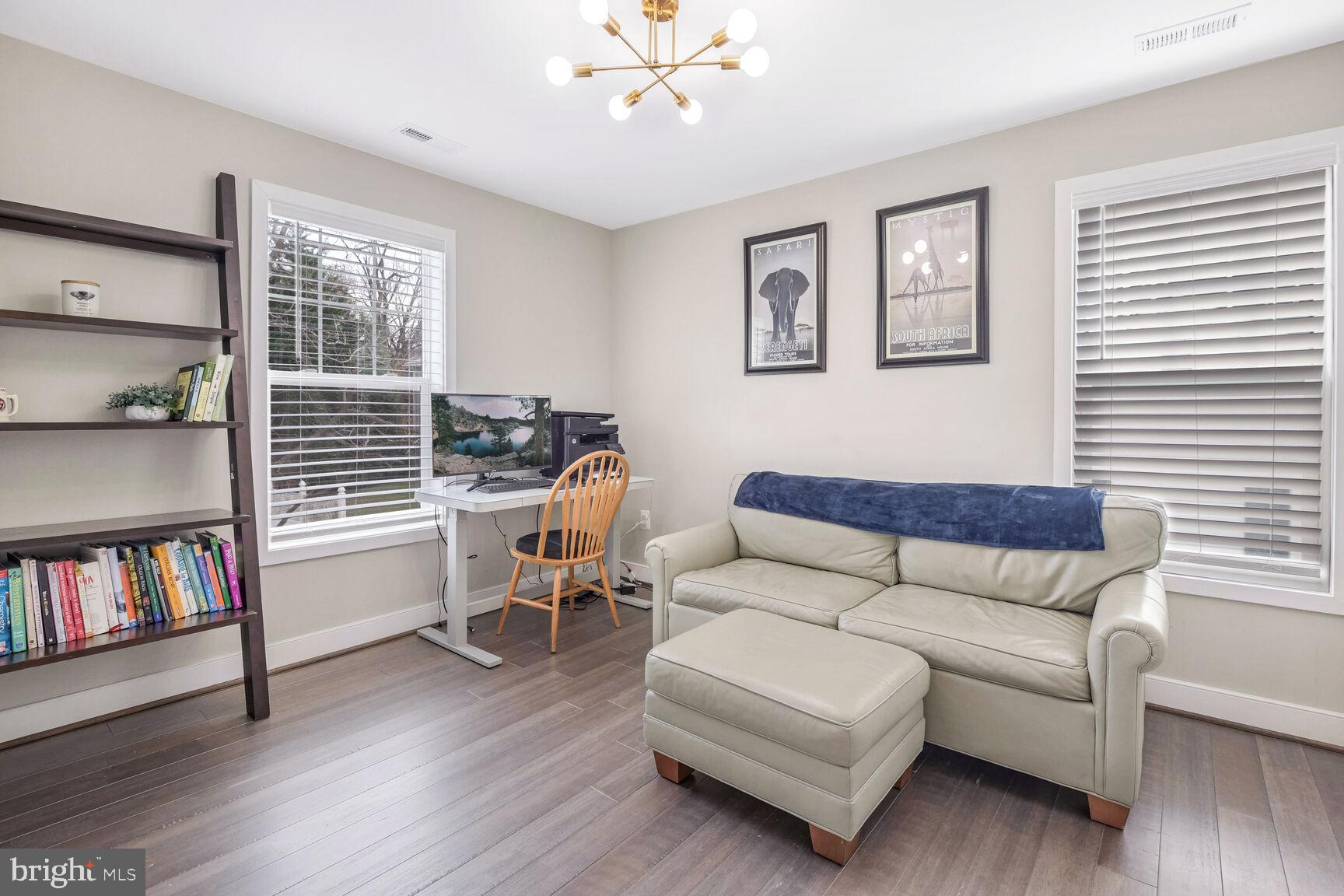 11115 HILLSDALE DRIVE