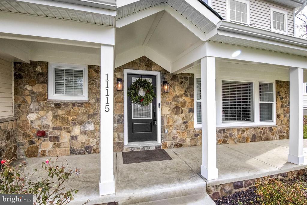 11115 HILLSDALE DRIVE