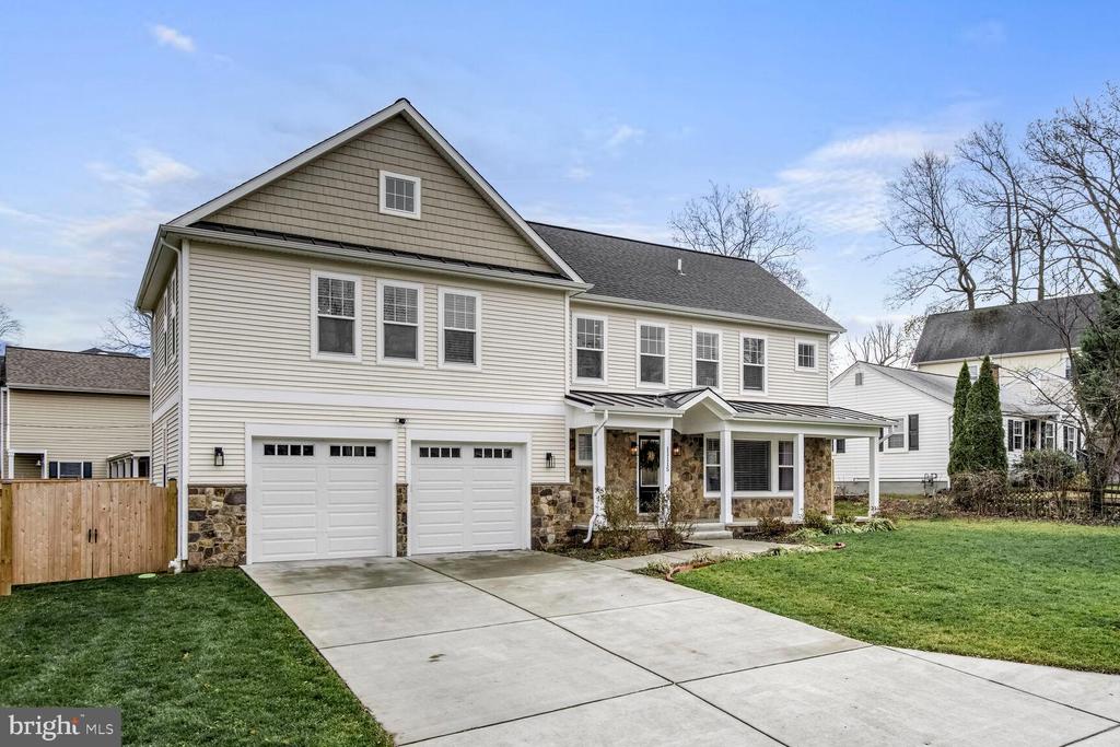 11115 HILLSDALE DRIVE