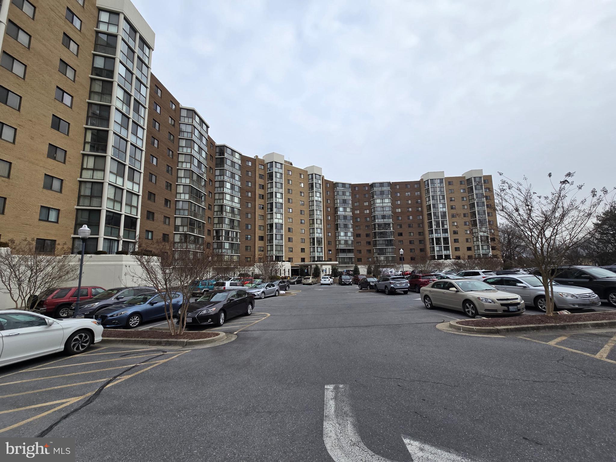 15100 INTERLACHEN DRIVE 4-124
