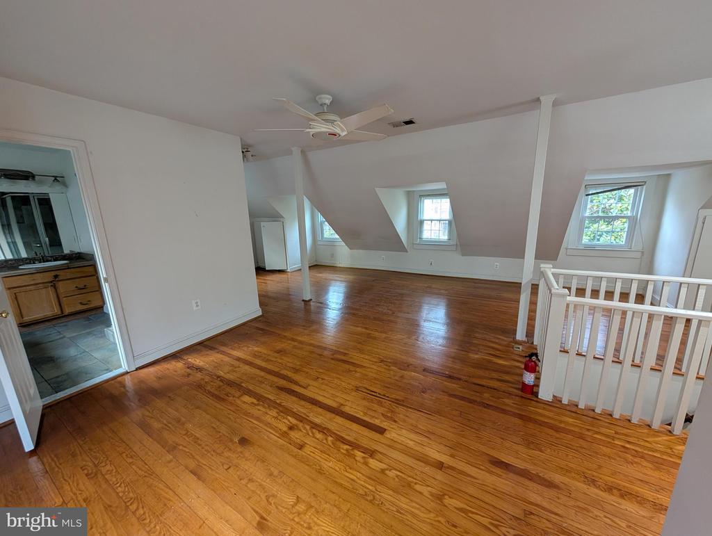 4822 CHEVY CHASE BOULEVARD