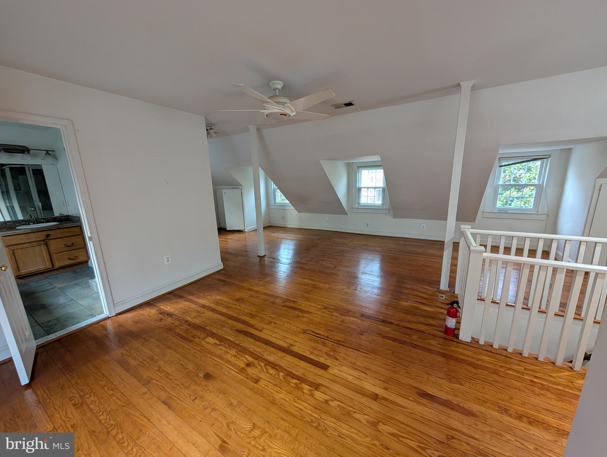 4822 CHEVY CHASE BOULEVARD