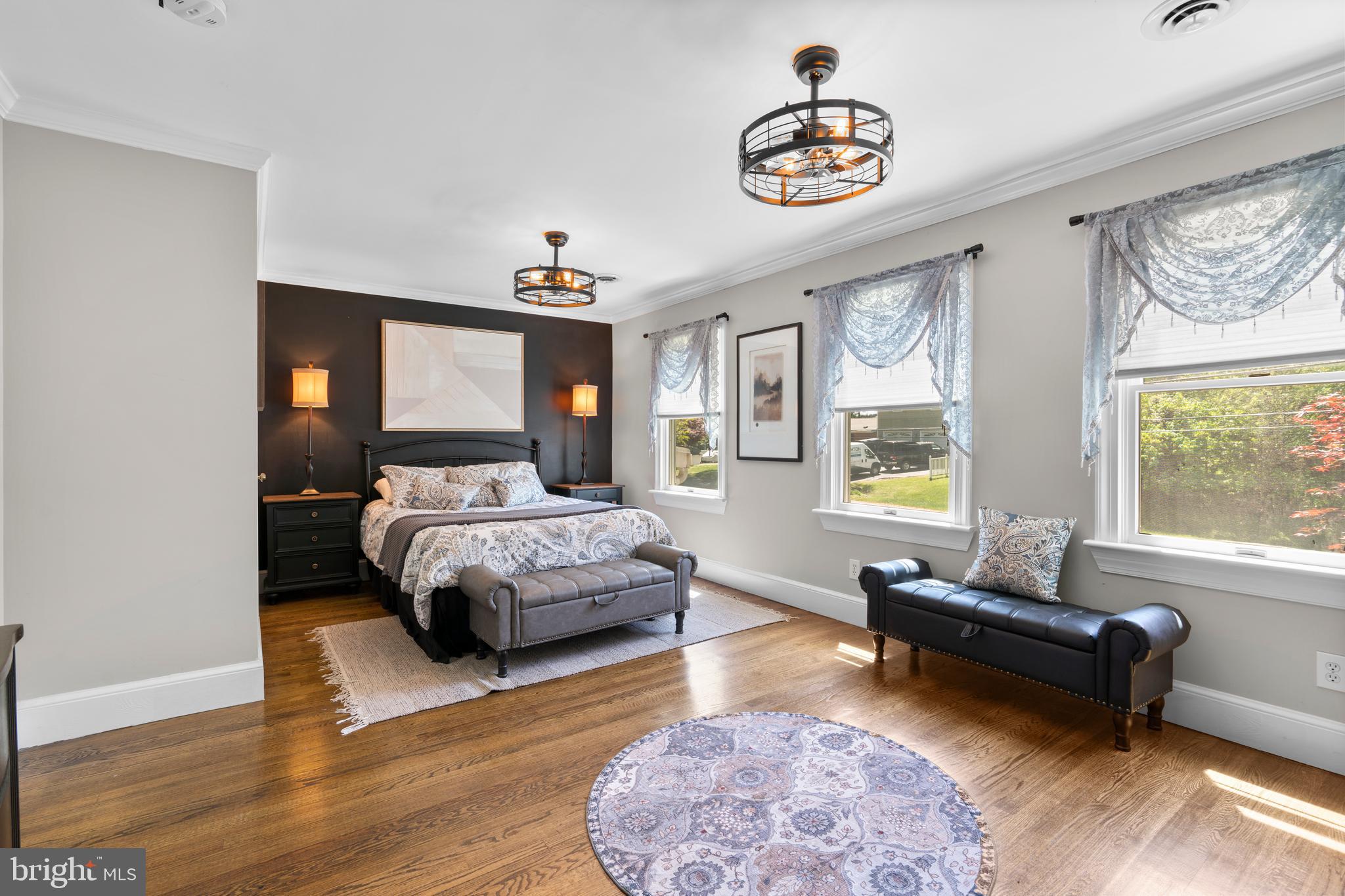 804 OLIVE DRIVE