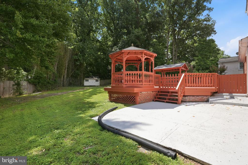 2704 WELLER ROAD