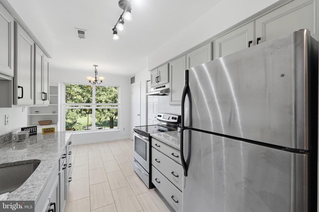 18128 ROLLING MEADOW WAY Unit: 191