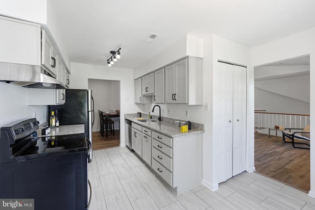 18128 ROLLING MEADOW WAY Unit: 191