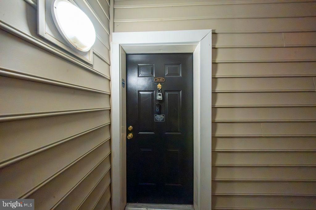 4550 STRUTFIELD LANE Unit: 2115