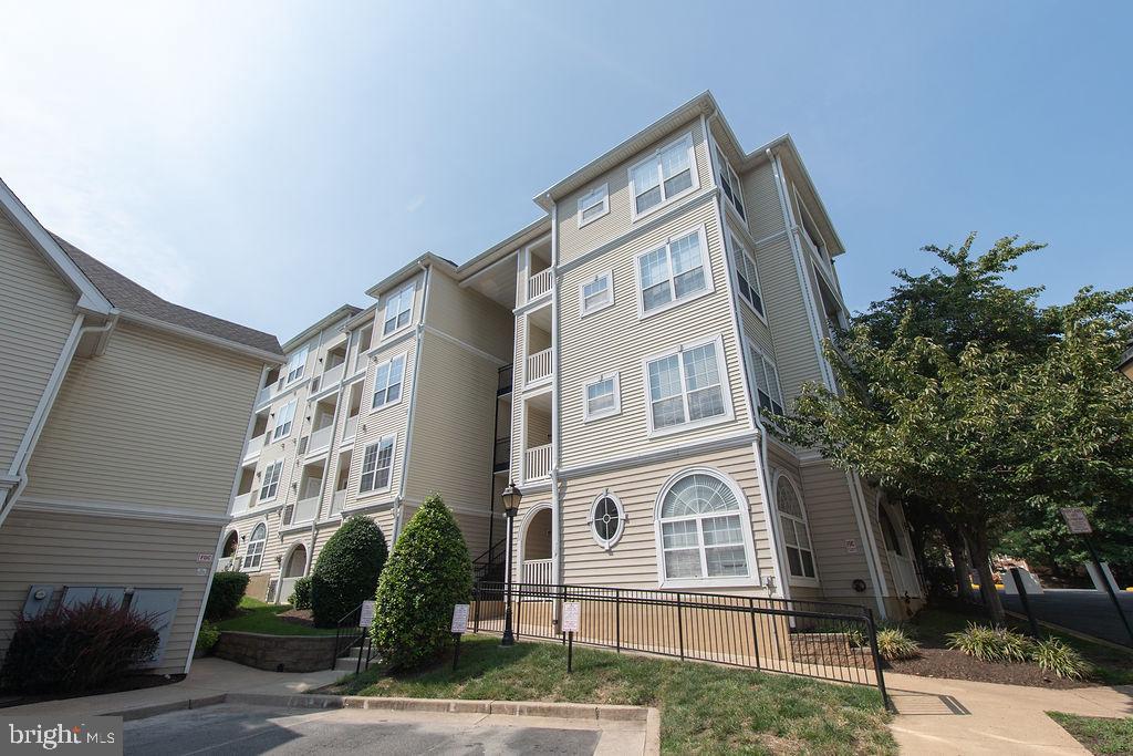 4550 STRUTFIELD LANE Unit: 2115
