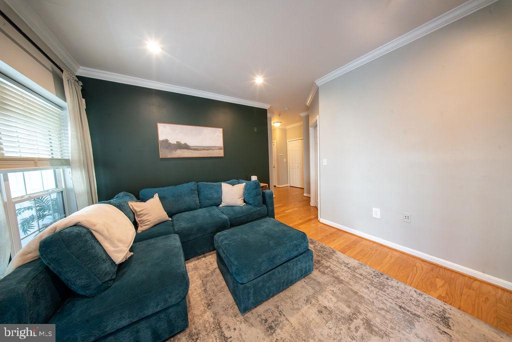 4550 STRUTFIELD LANE Unit: 2115