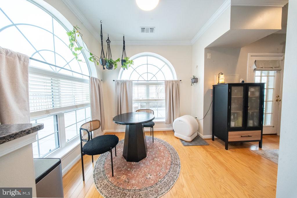 4550 STRUTFIELD LANE Unit: 2115