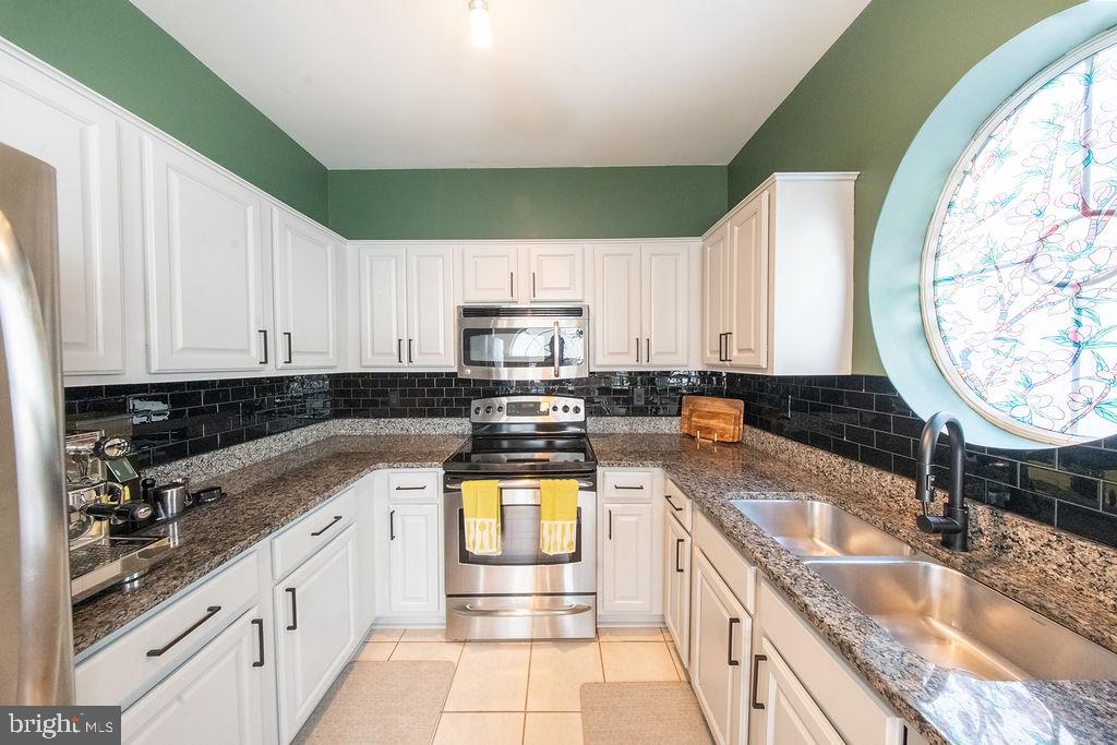 4550 STRUTFIELD LANE Unit: 2115