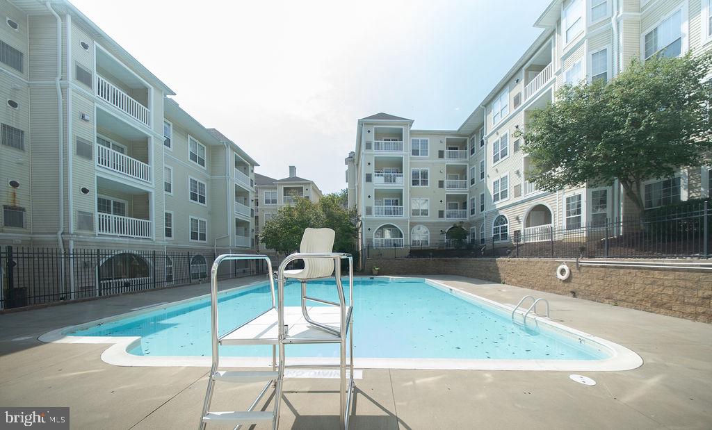4550 STRUTFIELD LANE Unit: 2115