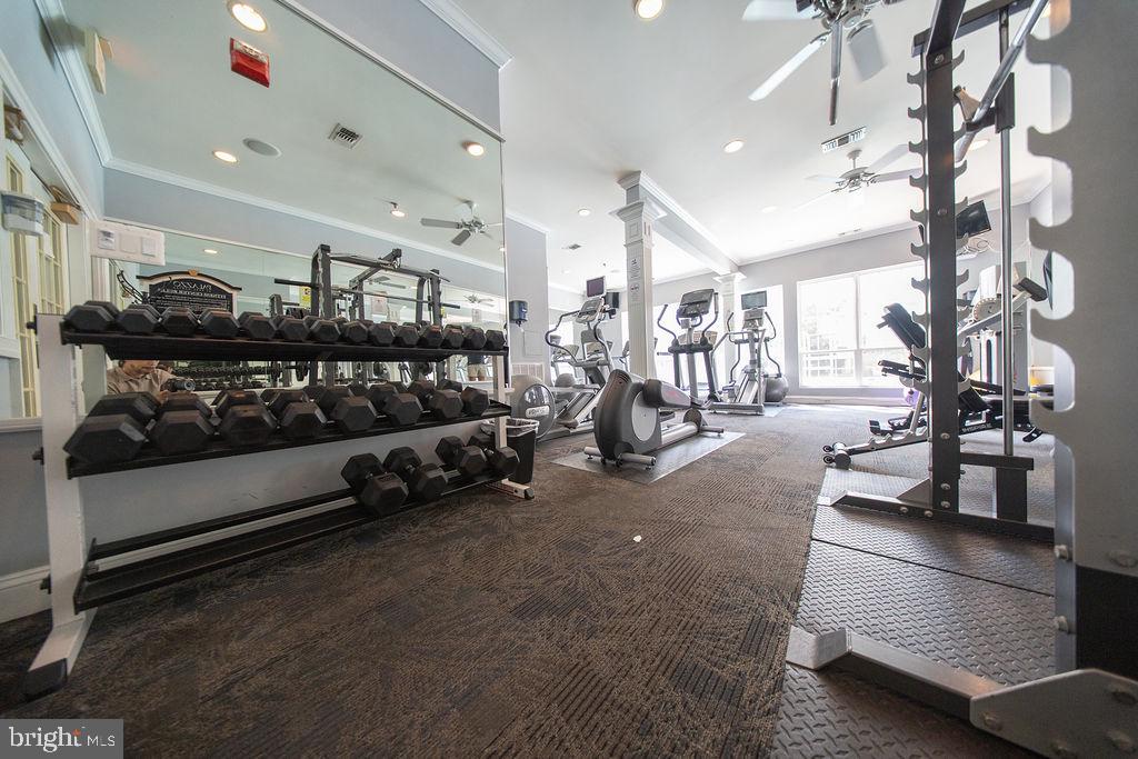4550 STRUTFIELD LANE Unit: 2115
