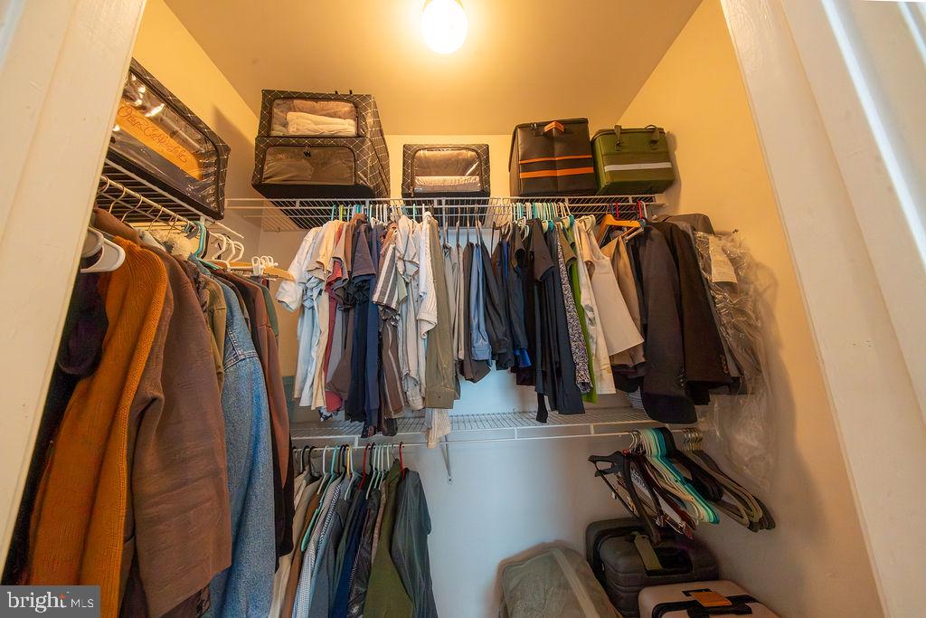 4550 STRUTFIELD LANE Unit: 2115