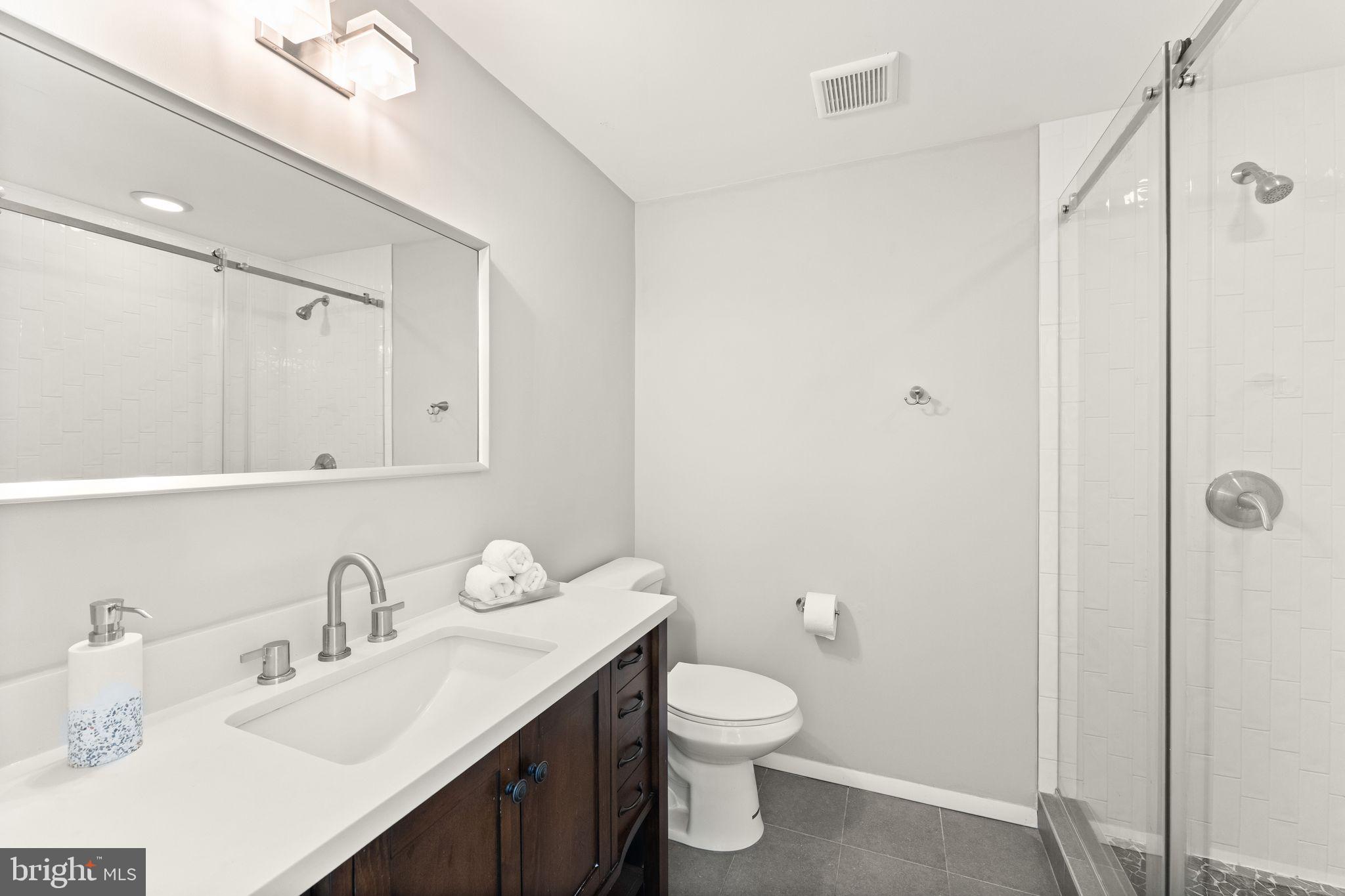 5527 INVERNESS WOODS COURT
