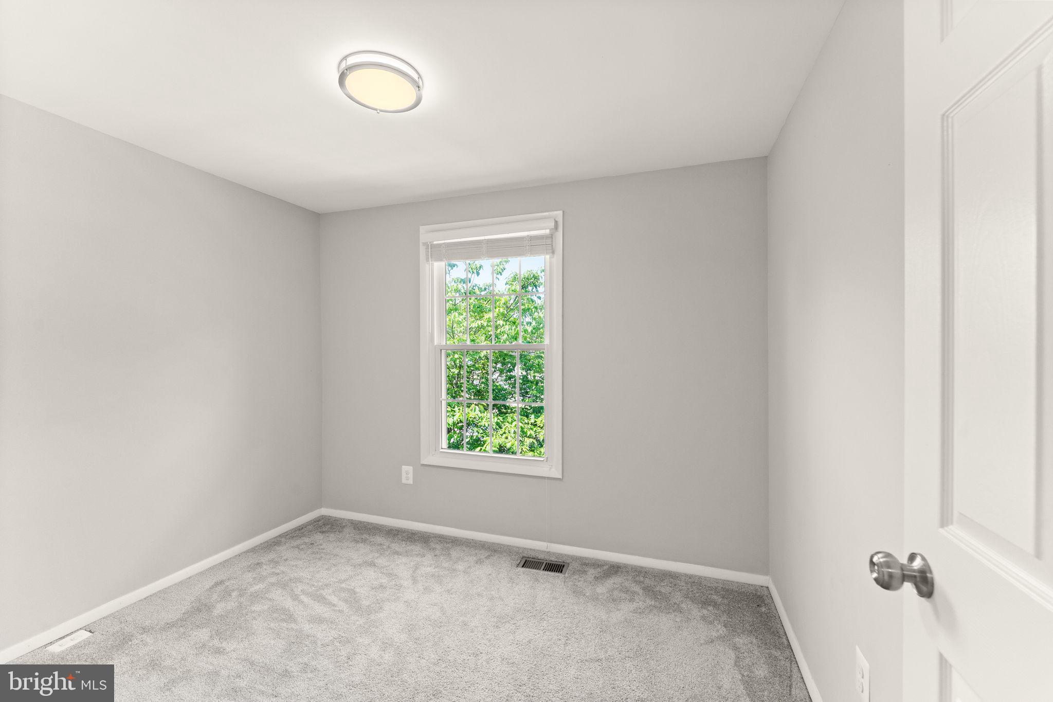 5527 INVERNESS WOODS COURT