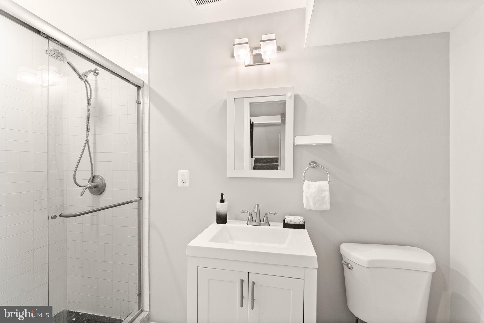 5527 INVERNESS WOODS COURT
