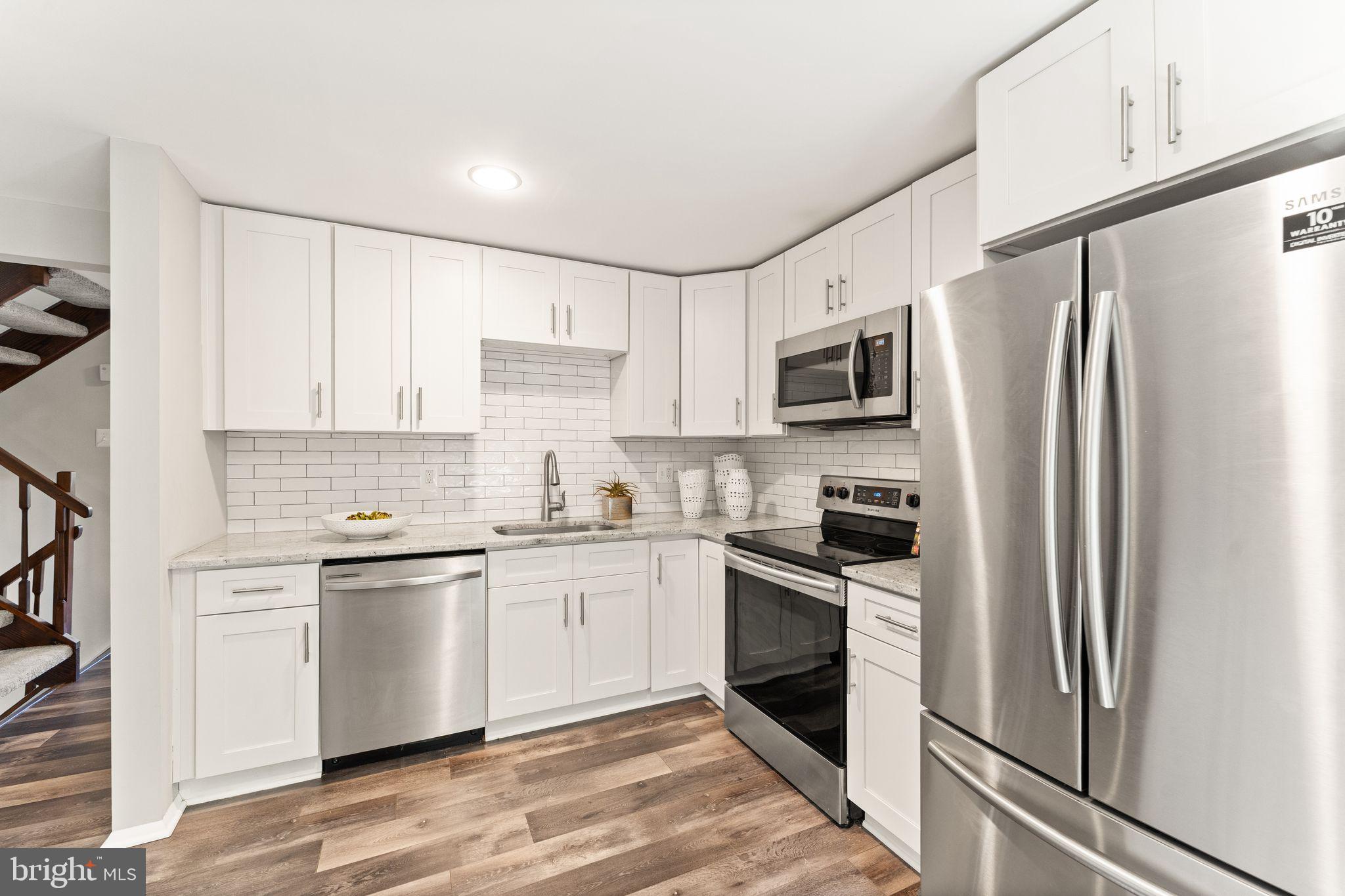 5527 INVERNESS WOODS COURT