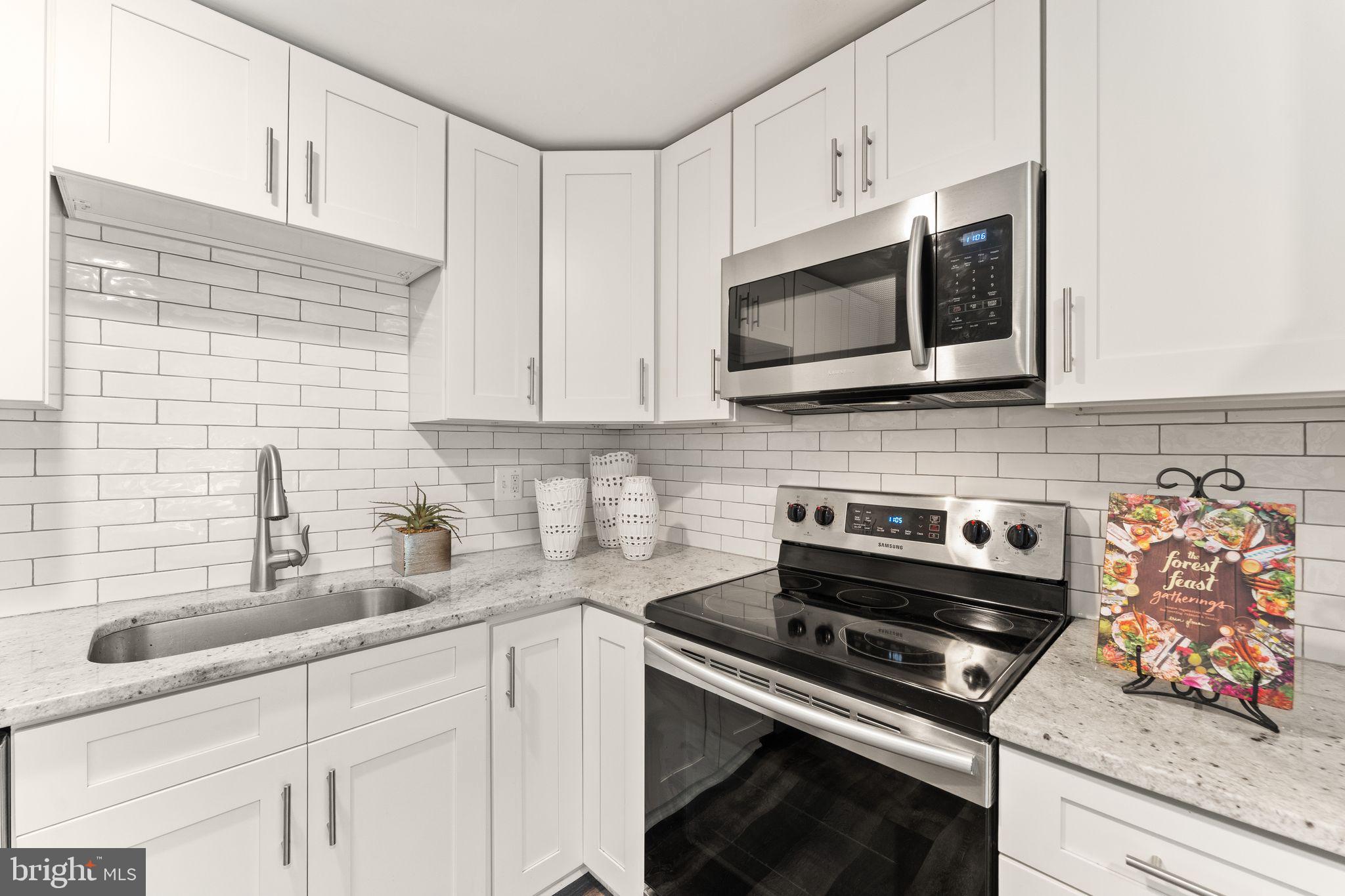 5527 INVERNESS WOODS COURT