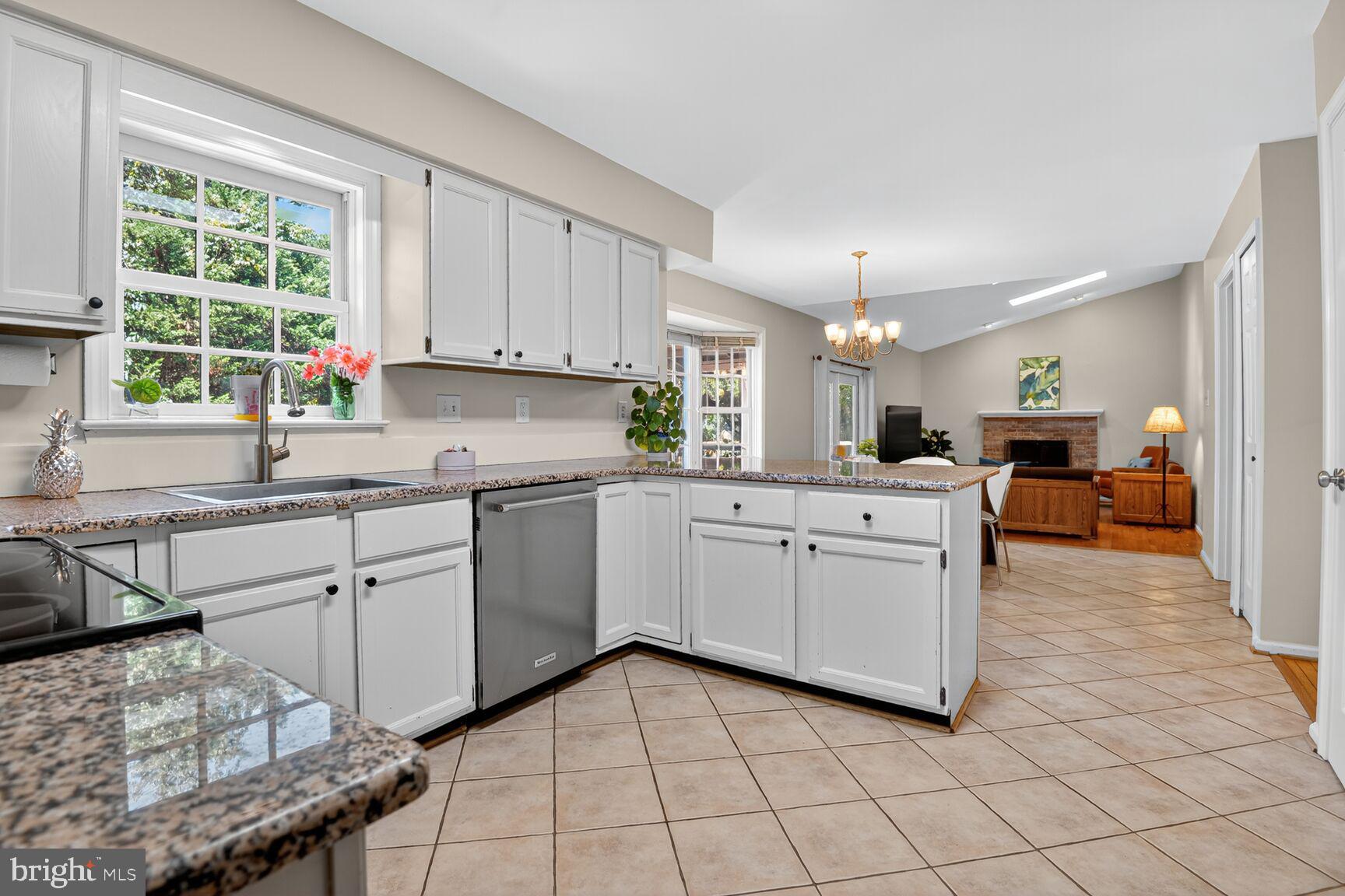 2908 ROBIN GLEN COURT