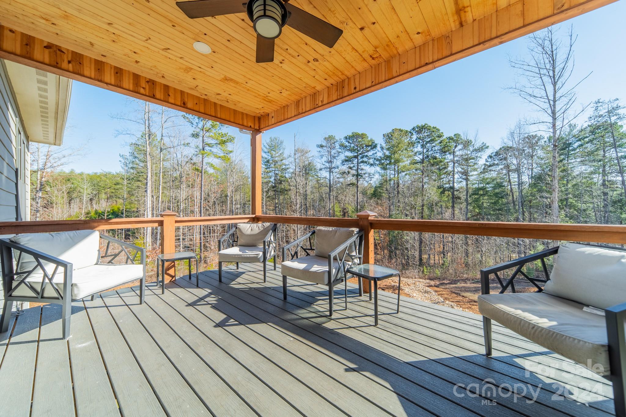 2041 Blue Water Drive W