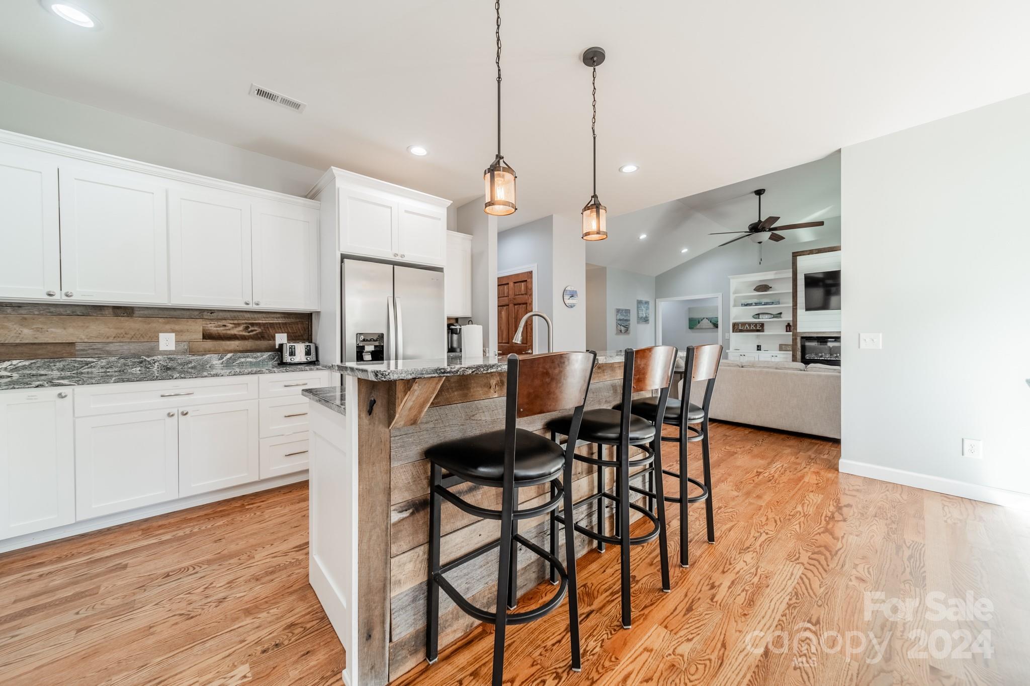 2041 Blue Water Drive W