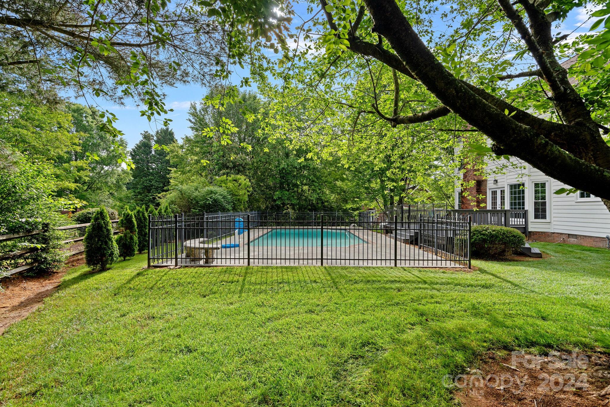 8721 Cherry Blossom Lane