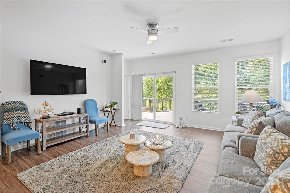 168 Caversham Drive