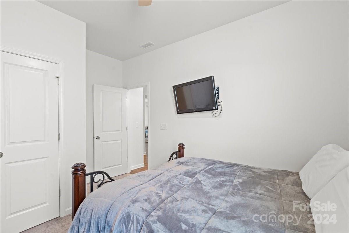 168 Caversham Drive