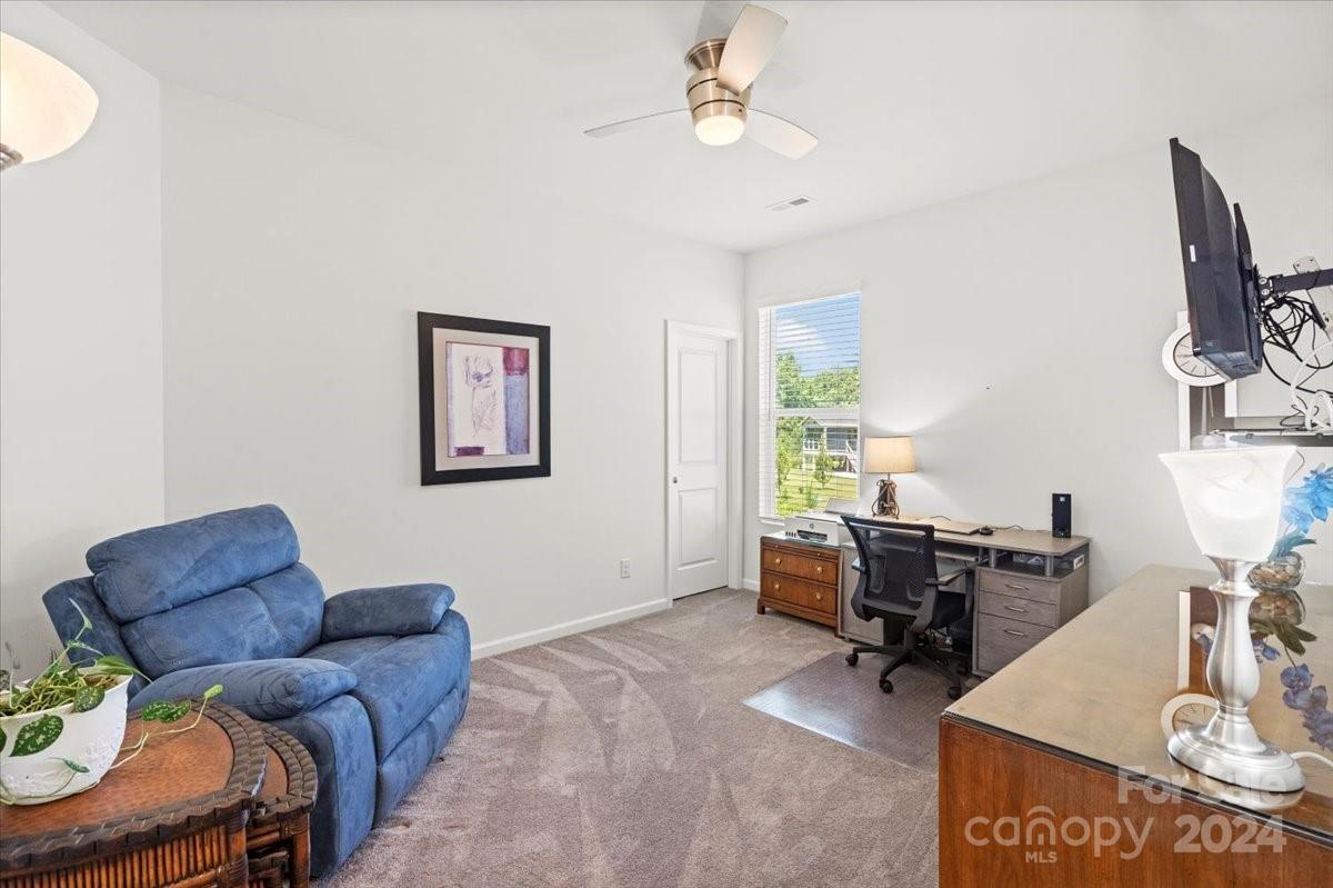 168 Caversham Drive
