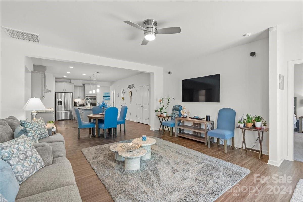 168 Caversham Drive