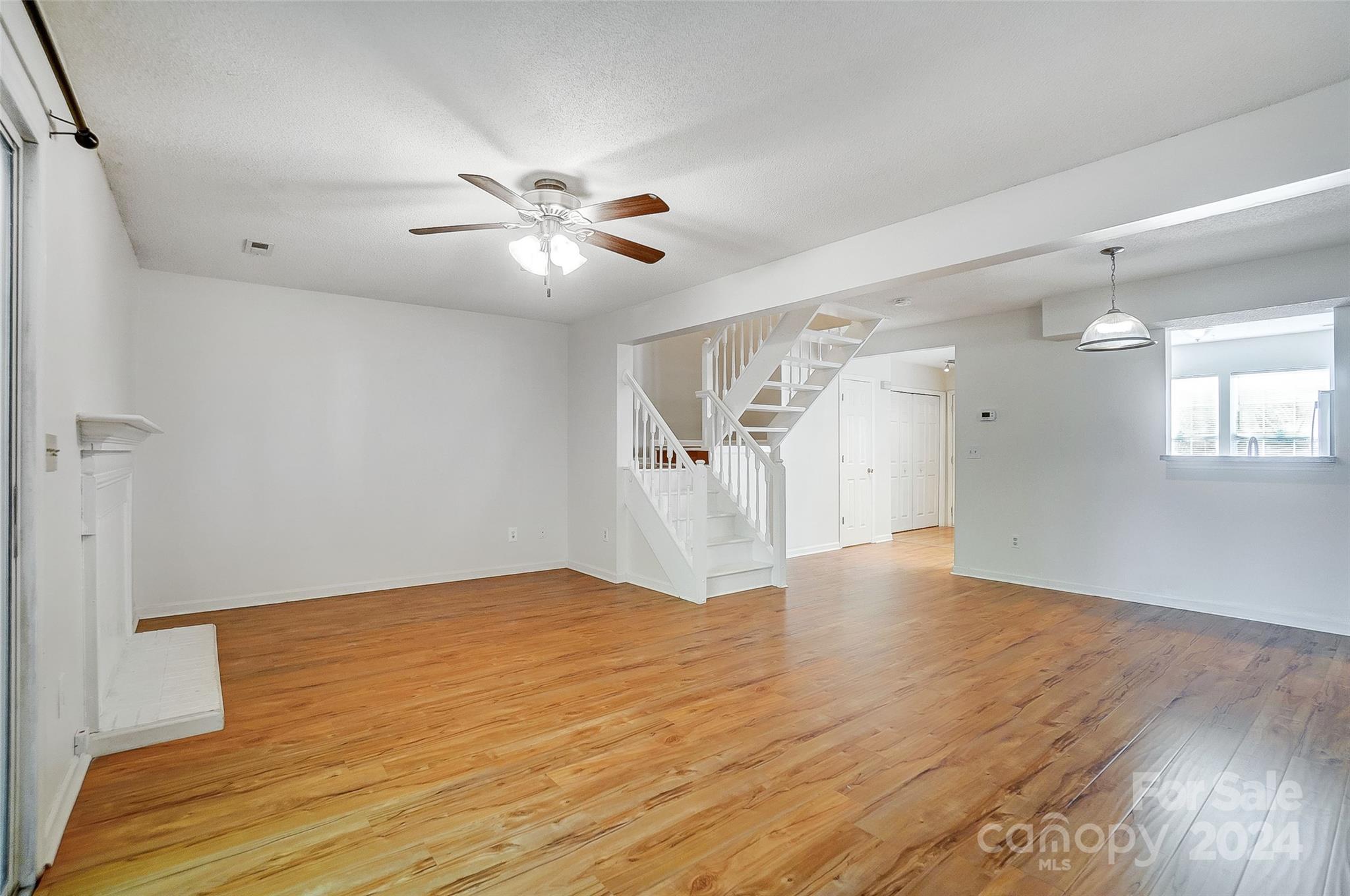 2876 Hosta Drive