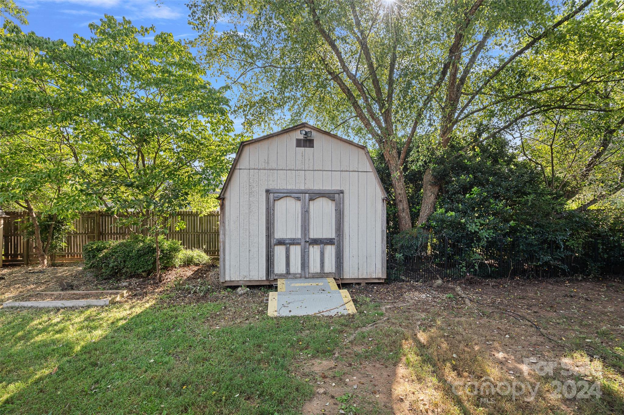 9432 Magnolia Estates Drive