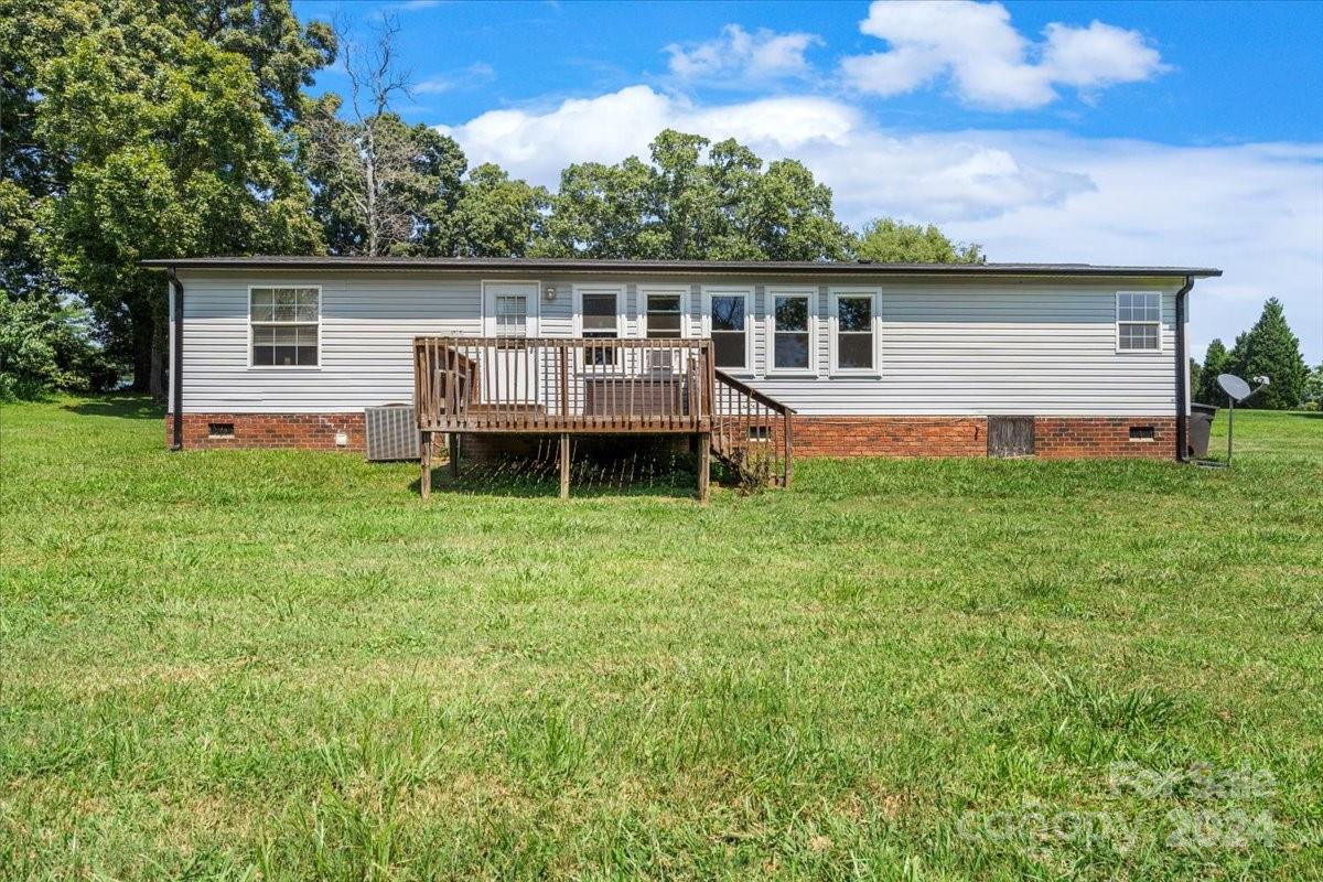118 Raefield Drive