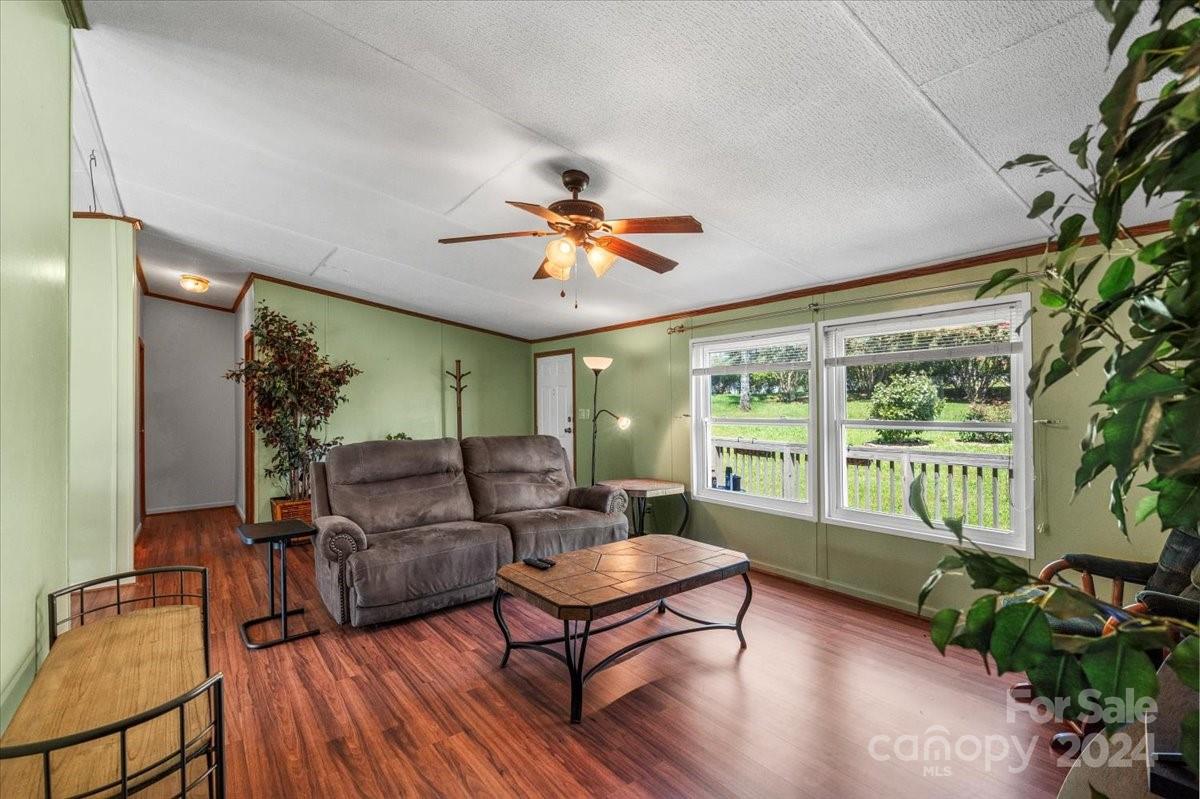 118 Raefield Drive