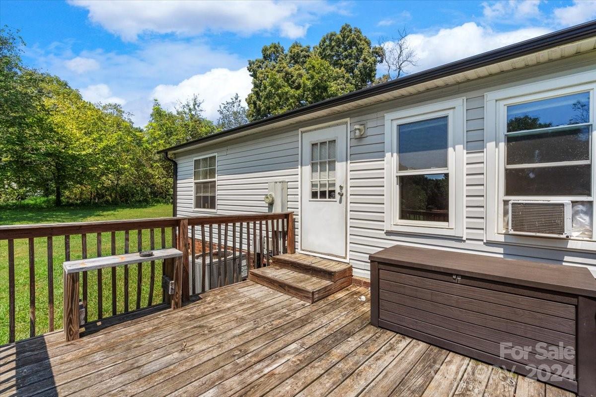 118 Raefield Drive