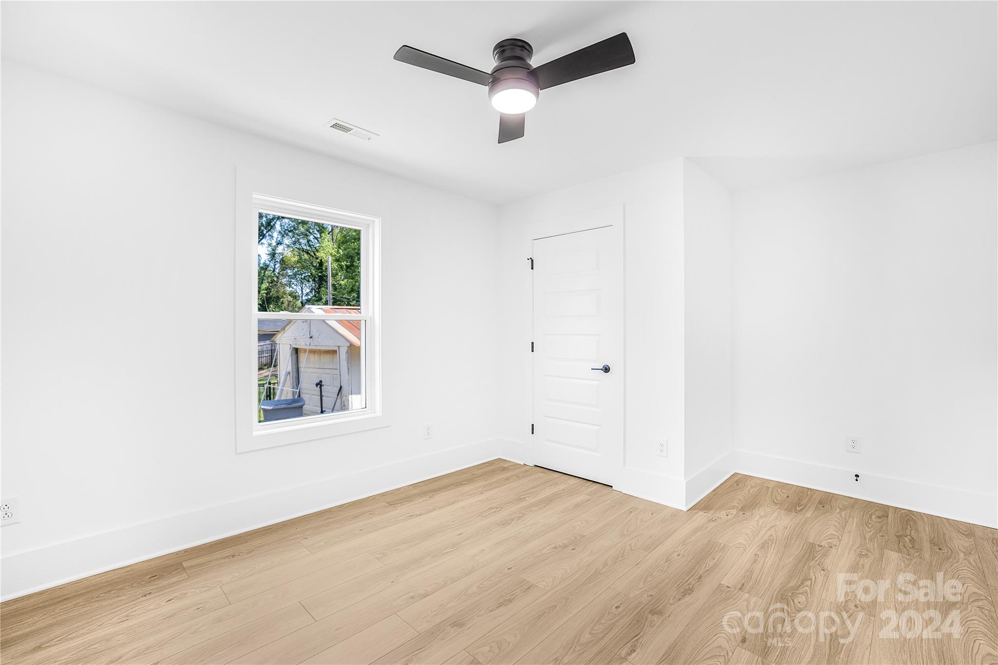 1833 Garibaldi Avenue