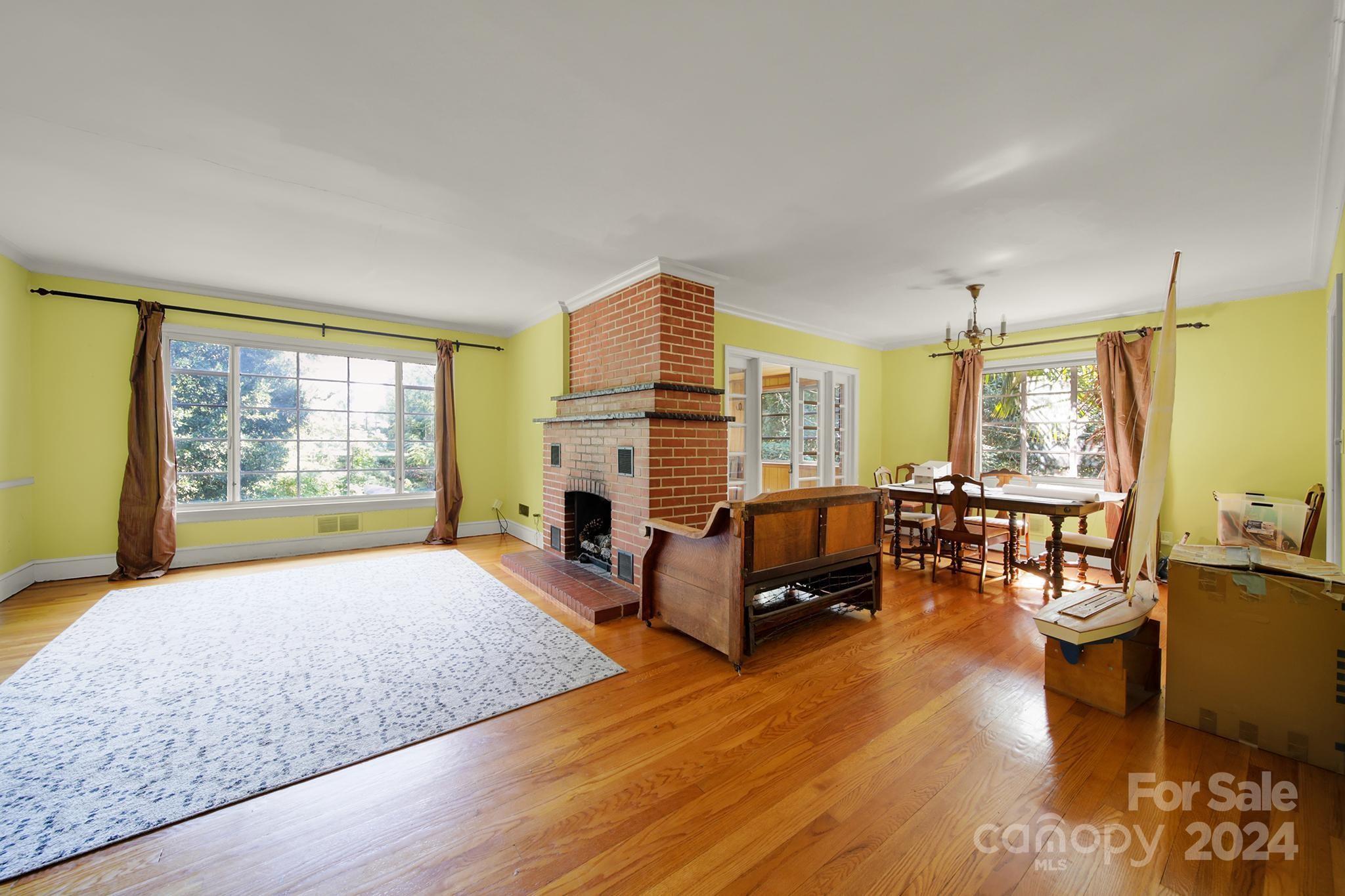 3119 Fairfax Drive
