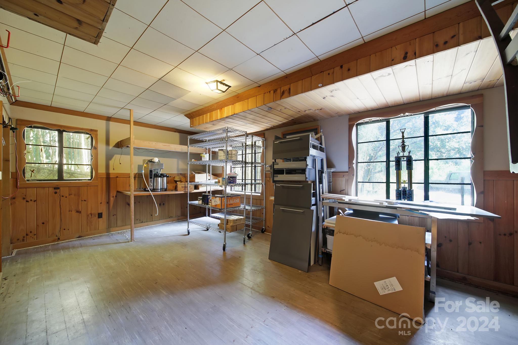 3119 Fairfax Drive