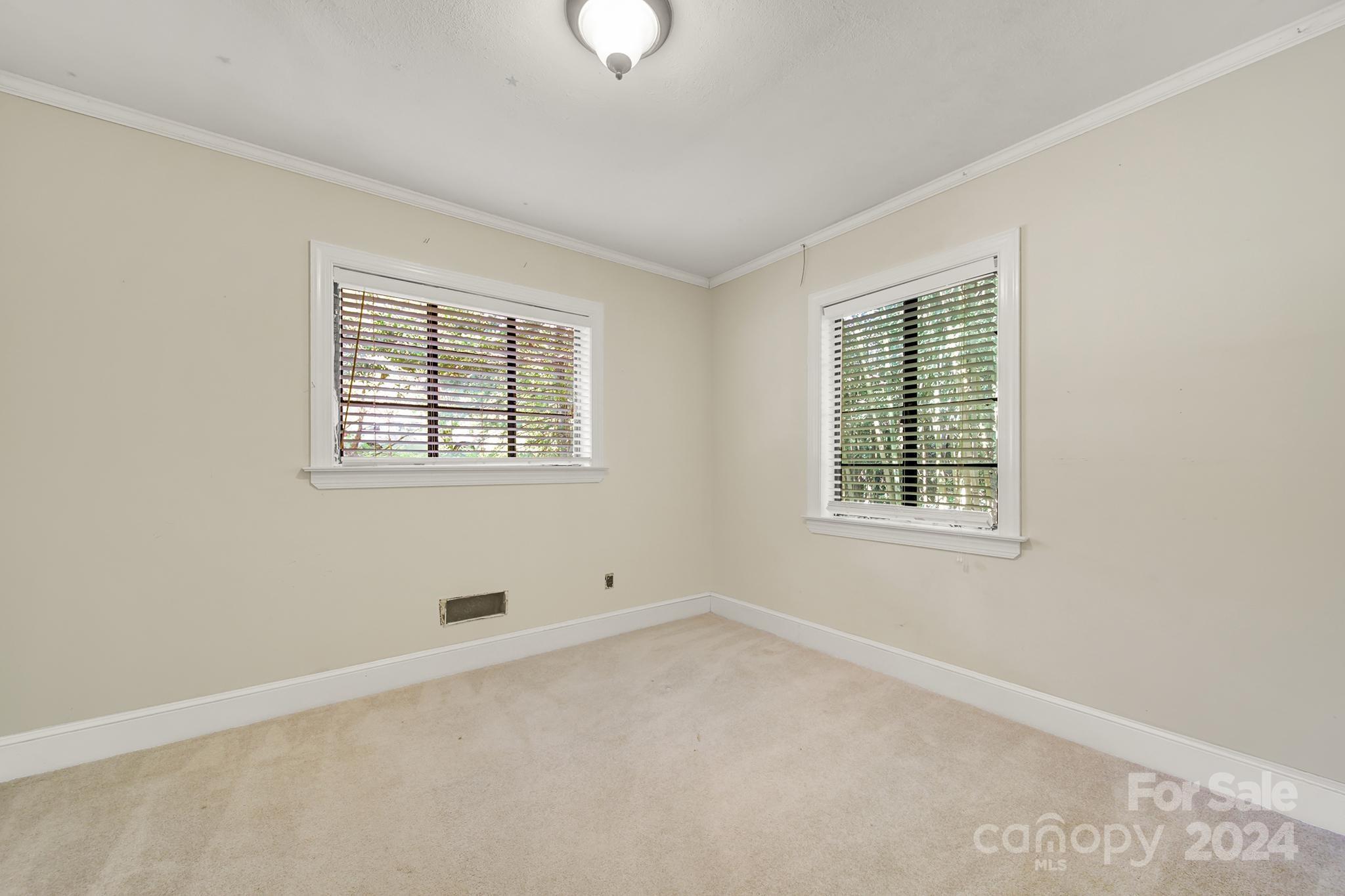 3119 Fairfax Drive