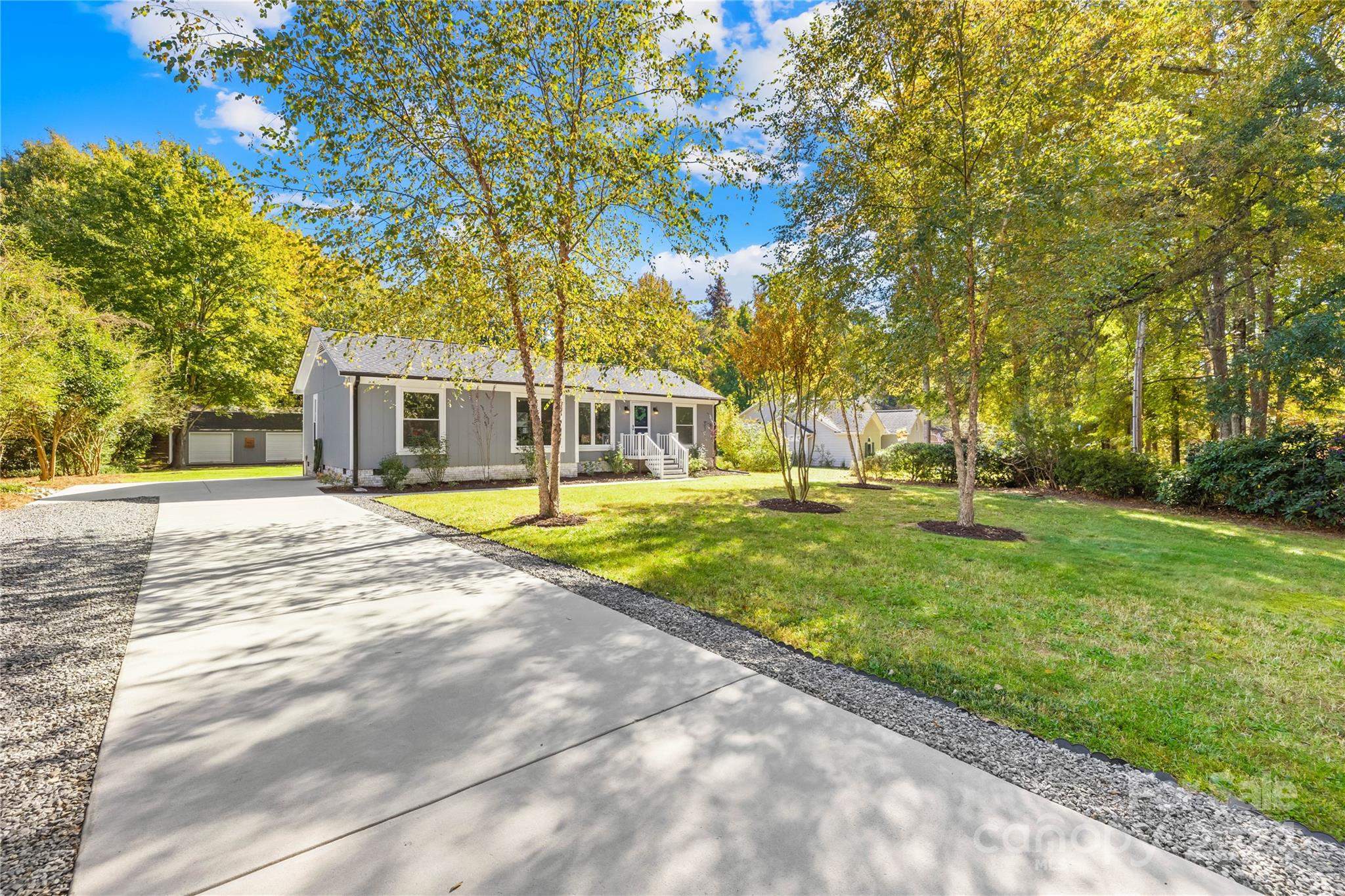 20041 Floral Lane