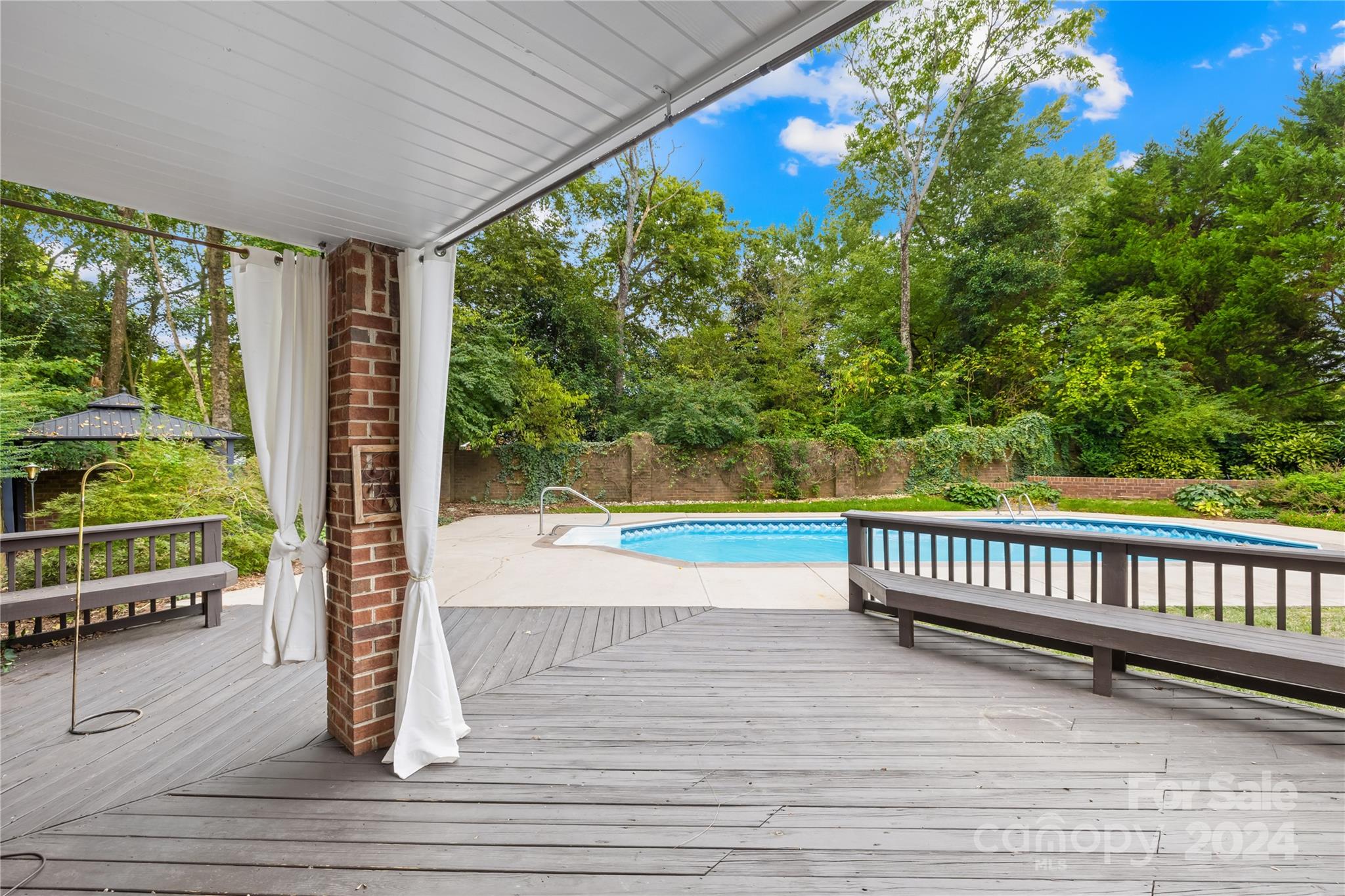 4033 Quail View Road