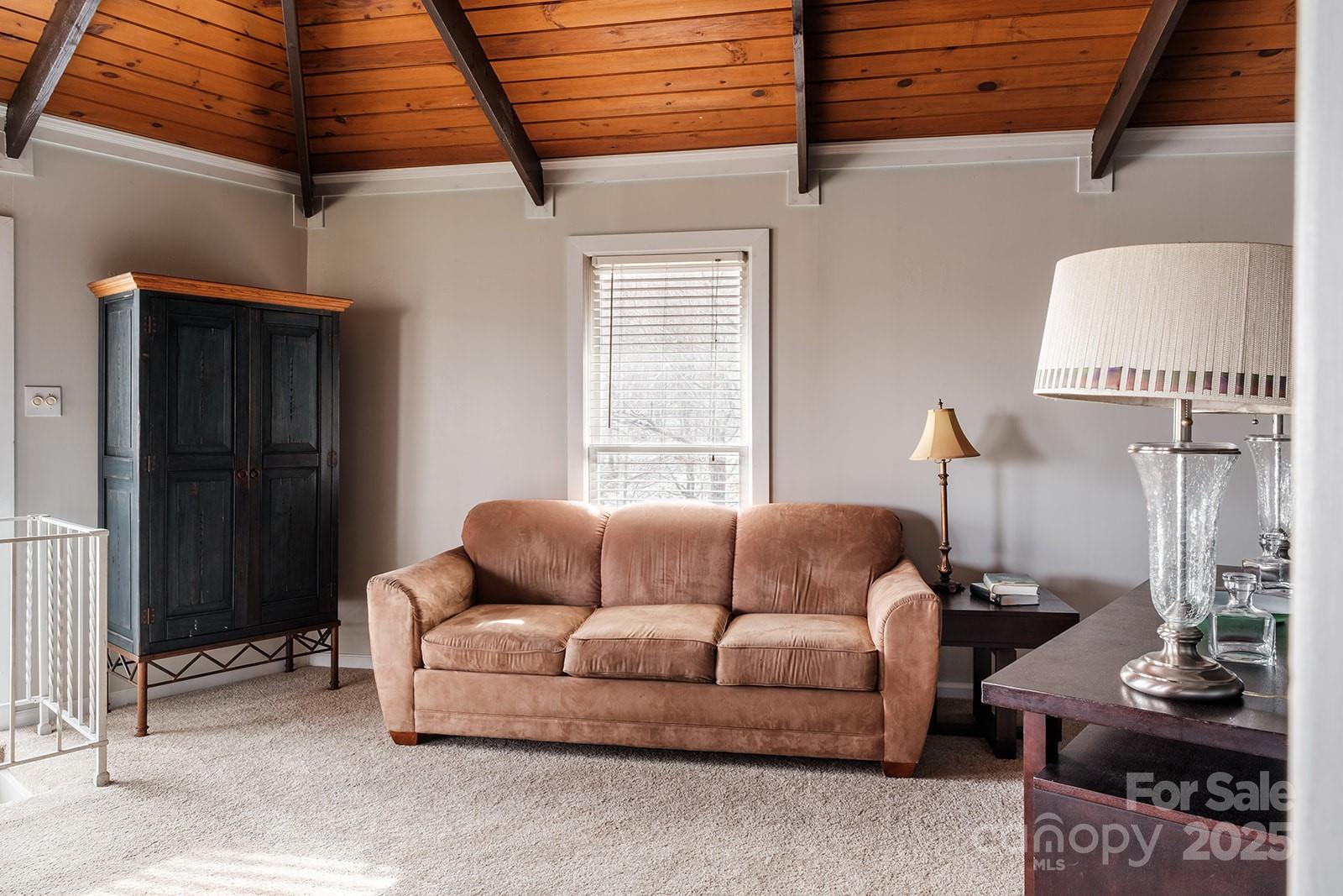 202 Birchwood Lane