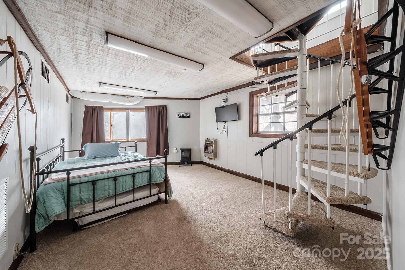 202 Birchwood Lane