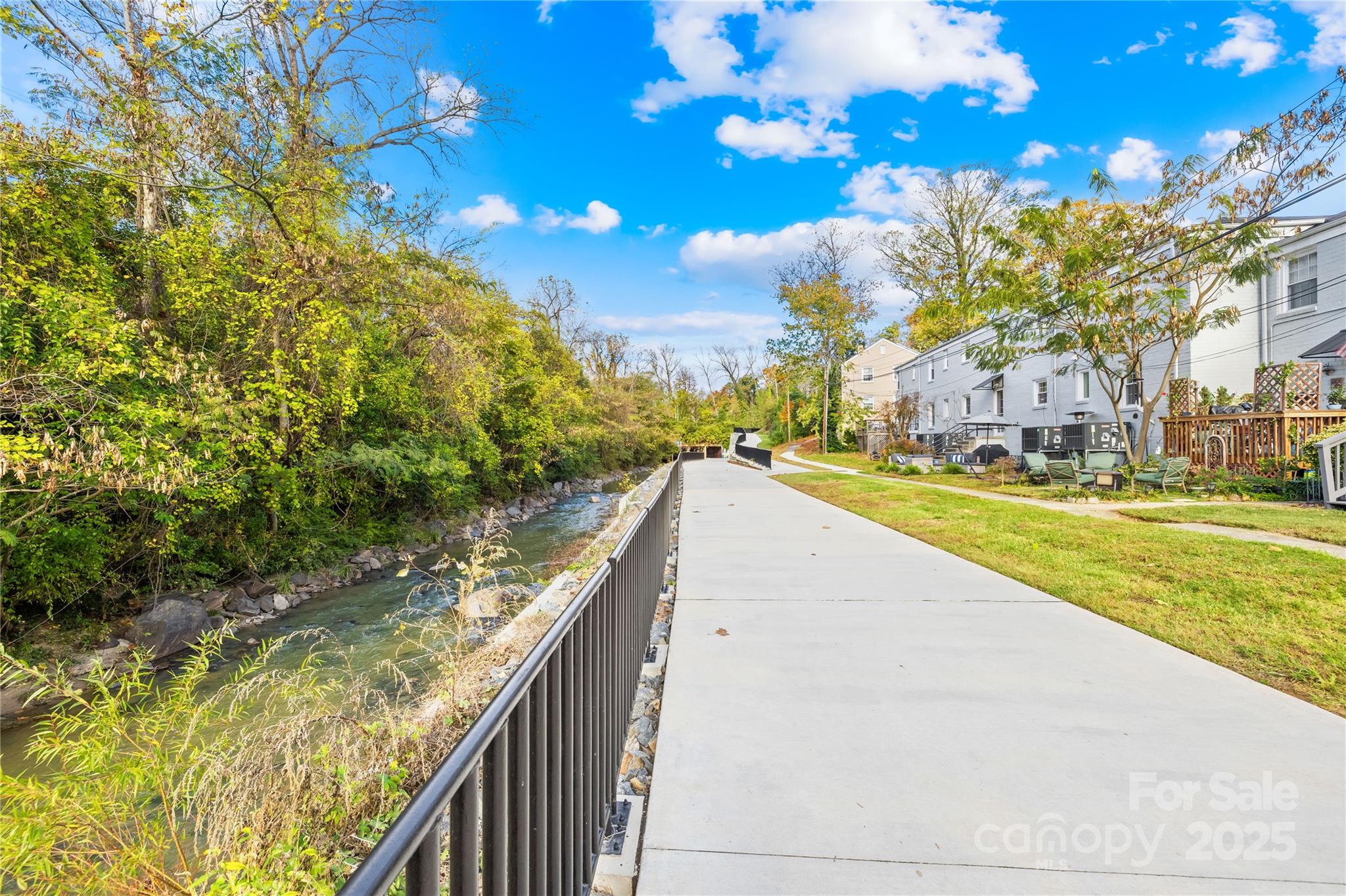 419 Wakefield Drive Unit: A